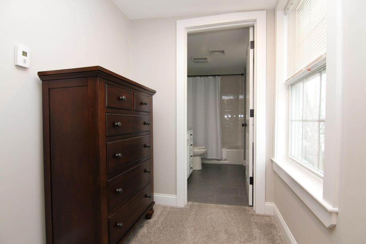 Two Bedroom With Lake View Wolfeboro Extérieur photo