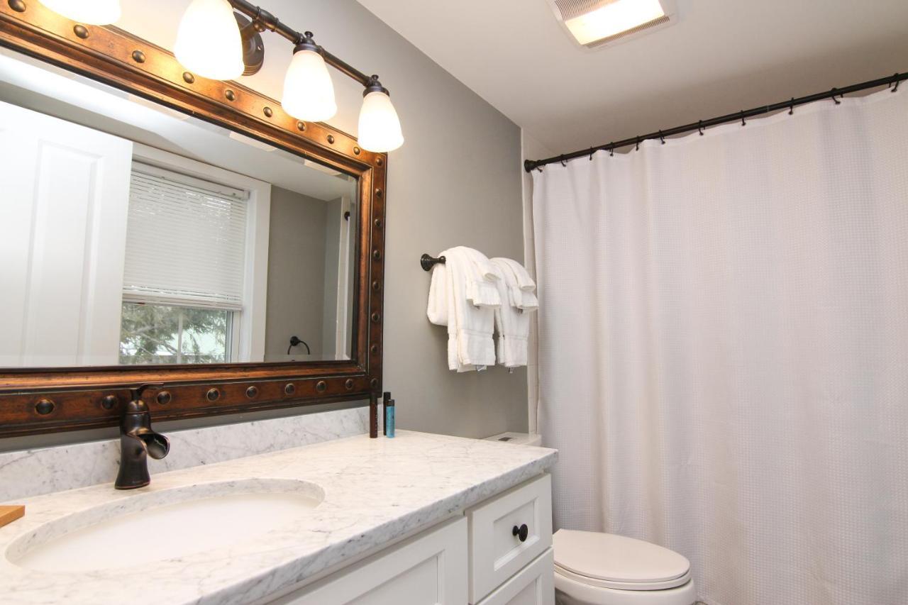 Two Bedroom With Lake View Wolfeboro Extérieur photo